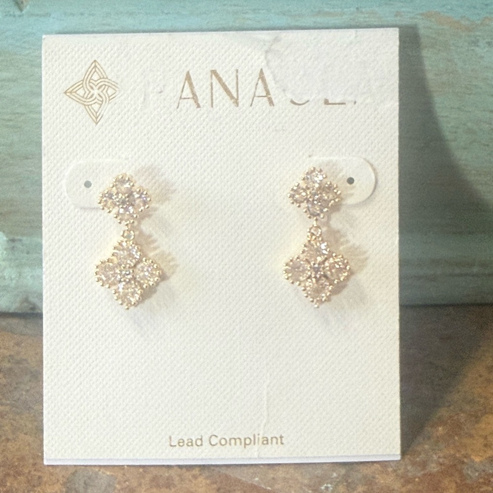 🌸 4 for $10 NWT Panacea Sparkling Gold Tone and Rhinestone Dangle Earrings